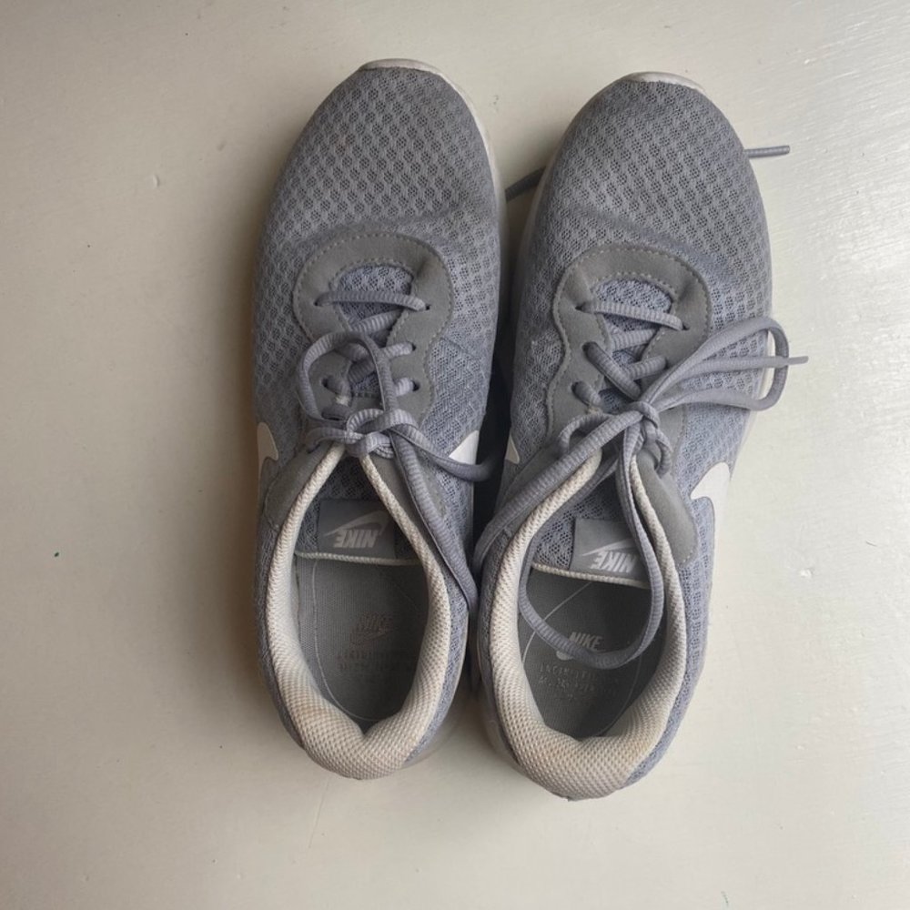 Women's Nike Tanjun Tennis Shoes